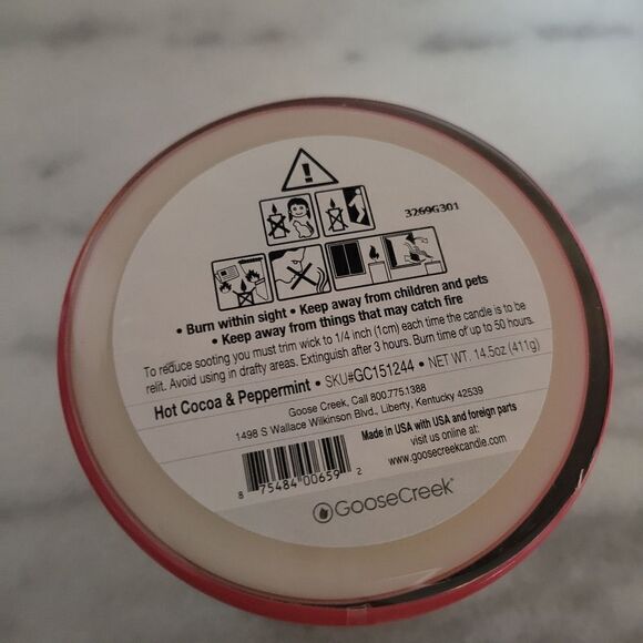 Goose Creek Hot Cocoa & Peppermint Soy Wax Jar Container Candle - Picture 4 of 4